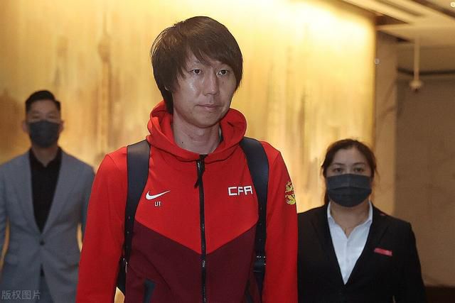 女厕偷拍25位美女嘘嘘嘘视频