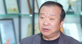 拉绒女歌手招待